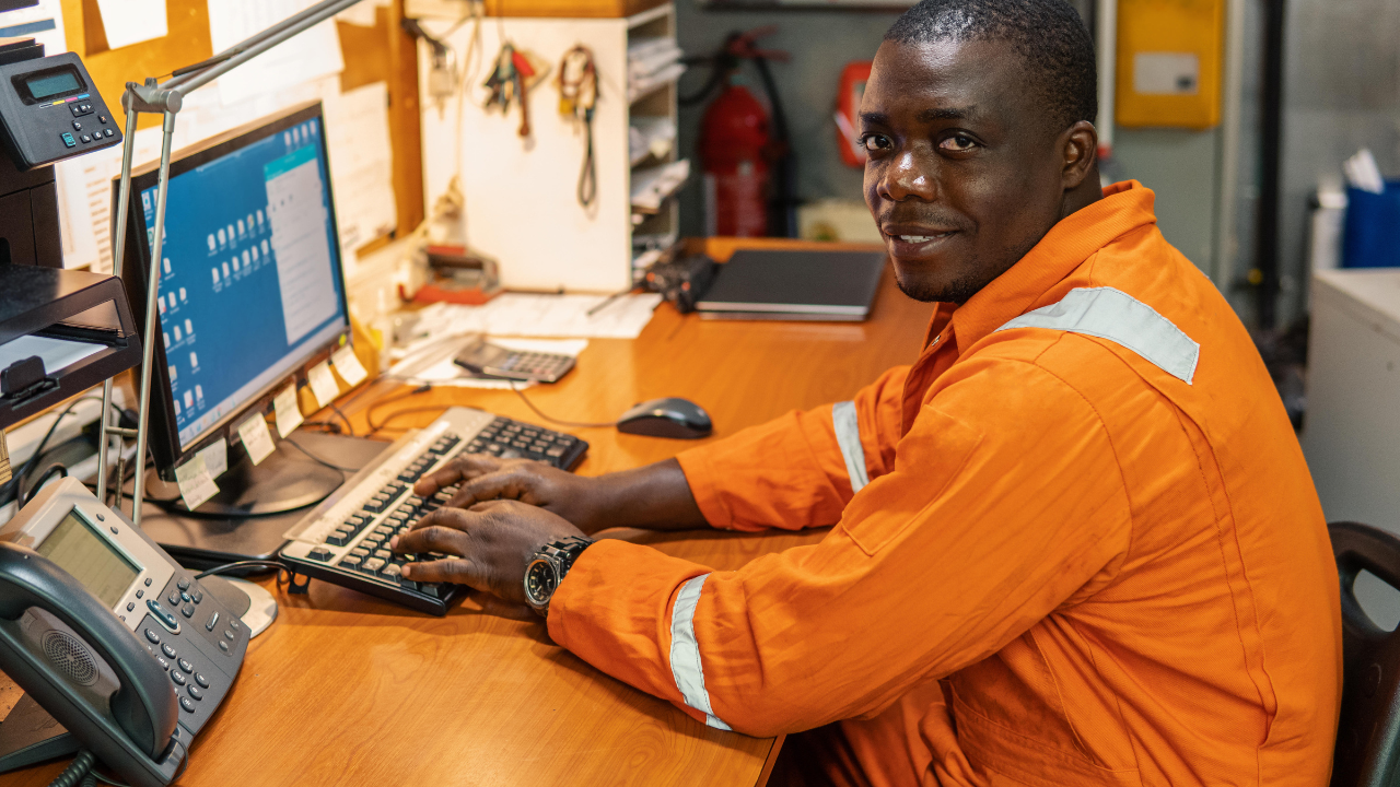 Why Time Matters: The Critical Importance of 24/7 Maritime Supply in Shipping